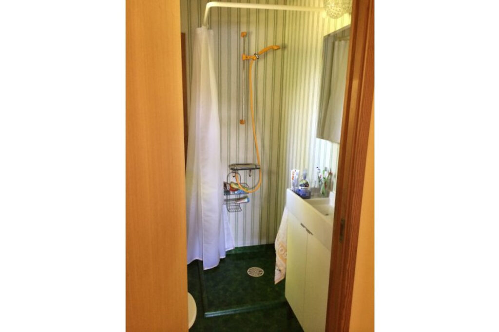 Dusche im Bad